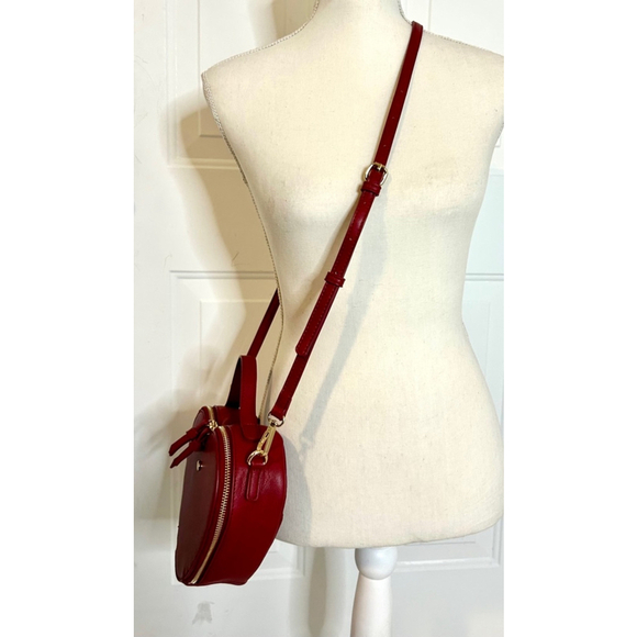 MMS Design Studio Heart Red 3D zip Crossbody Handbag Purse - Picture 9 of 11